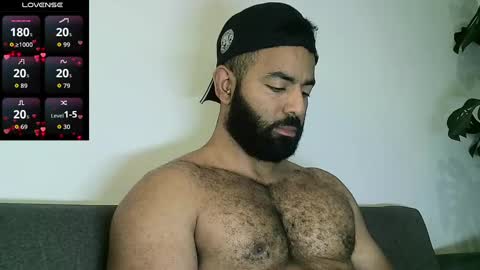 Snapshot of roa32sebas chatting on November 6, 2025, 3:46 pm SebasRoa online show from November 6, 2025, 3:46 pm