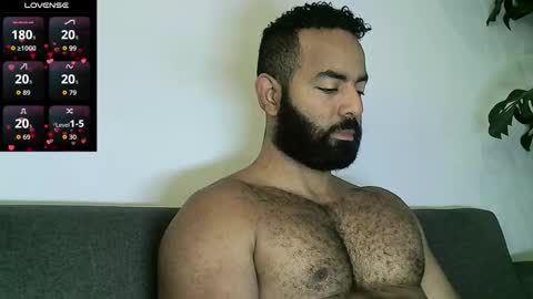 Snapshot of roa32sebas chatting on November 27, 2025, 2:41 pm SebasRoa online show from November 27, 2025, 2:41 pm