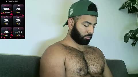 Snapshot of roa32sebas chatting on December 15, 2025, 2:43 pm SebasRoa online show from December 15, 2025, 2:43 pm