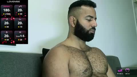 Snapshot of roa32sebas chatting on June 1, 2026, 4:20 pm SebasRoa online show from June 1, 2026, 4:20 pm