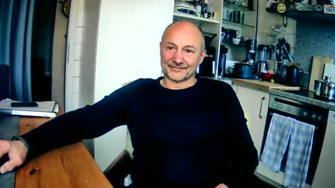 roadrunnerger online show from November 18, 2025, 3:05 pm