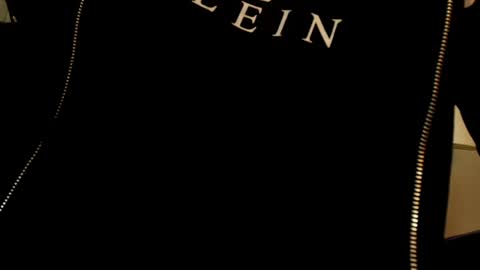 Roan Birkin online show from May 29, 2026, 7:34 pm