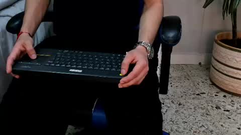 Roan Birkin online show from June 28, 2026, 7:20 pm