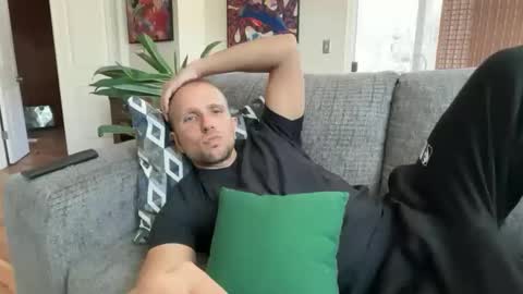 Snapshot of rob_ryder chatting on May 10, 2026, 6:24 pm rob ryder online show from May 10, 2026, 6:24 pm