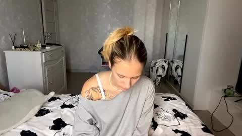 Sasha online show from July 15, 2026, 6:07 am