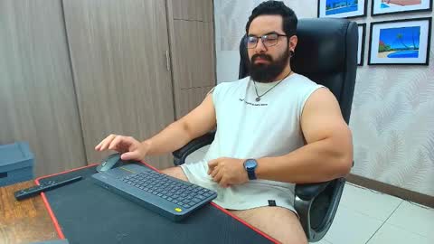 Snapshot of robby_k chatting on February 5, 2026, 4:39 am Robby online show from February 5, 2026, 4:39 am