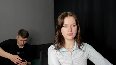 Lisa and Robert  i am online all days 900 am GMT3   online show from December 8, 2024, 6:39 pm