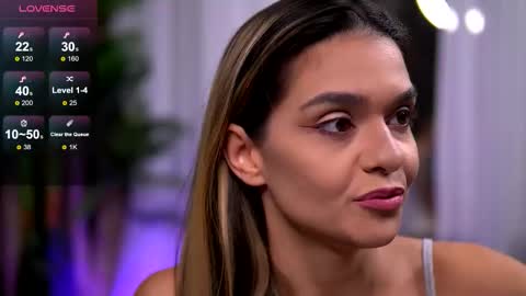 Roberta online show from October 7, 2025, 8:22 am