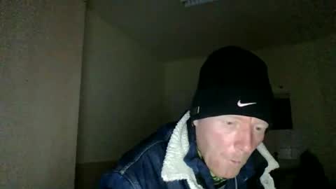 Snapshot of robertnickelderbestemann chatting on December 4, 2025, 10:18 pm robertnickelderbestemann online show from December 4, 2025, 10:18 pm