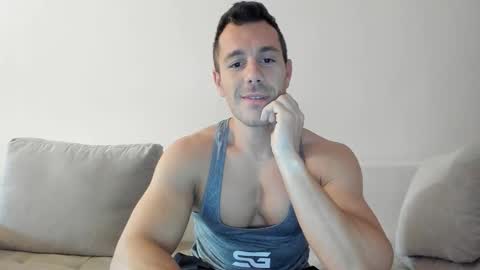 roberto4ever online show from November 3, 2025, 5:31 am