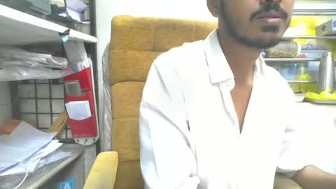 Snapshot of robertsalia220 chatting on December 26, 2024, 10:48 am Robertsalia online show from December 26, 2024, 10:48 am