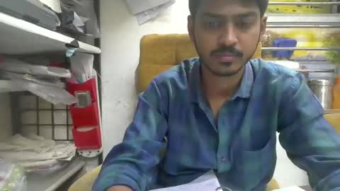 Snapshot of robertsalia220 chatting on January 20, 2025, 11:56 am Robertsalia online show from January 20, 2025, 11:56 am