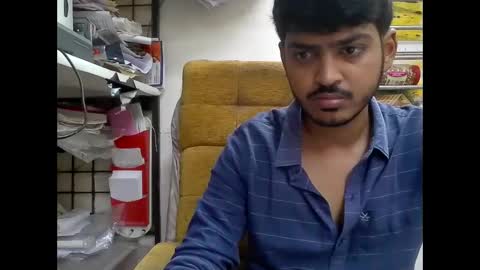 Snapshot of robertsalia220 chatting on September 17, 2025, 8:27 am Robertsalia online show from September 17, 2025, 8:27 am