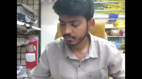 Snapshot of robertsalia220 chatting on November 29, 2025, 11:57 am Robertsalia online show from November 29, 2025, 11:57 am