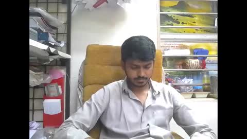 Snapshot of robertsalia220 chatting on December 1, 2025, 11:37 am Robertsalia online show from December 1, 2025, 11:37 am