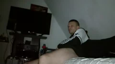 Zenek online show from June 16, 2026, 6:38 am