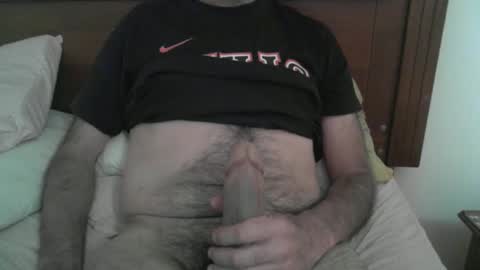 Snapshot of robhin40 chatting on November 26, 2025, 1:01 pm Robhin maduro online show from November 26, 2025, 1:01 pm