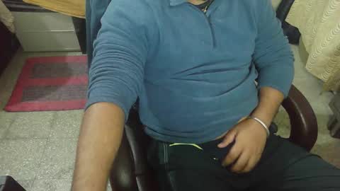 Snapshot of robin2010ken_ chatting on December 3, 2025, 2:41 am robin online show from December 3, 2025, 2:41 am