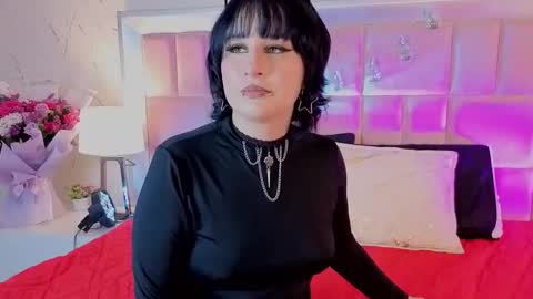 Snapshot of robinbennett chatting on April 25, 2026, 1:41 pm robin D online show from April 25, 2026, 1:41 pm