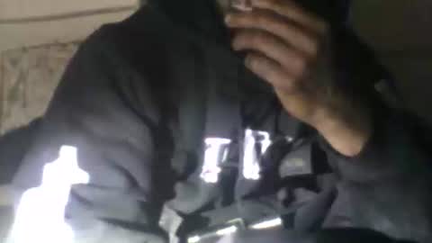 Snapshot of robincom23 chatting on December 19, 2024, 11:39 am R online show from December 19, 2024, 11:39 am