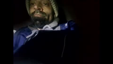 Snapshot of robincom23 chatting on February 1, 2025, 6:32 am R online show from February 1, 2025, 6:32 am