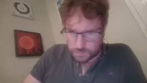 robinouhot online show from February 19, 2025, 7:28 am