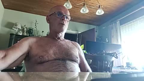 robke1966 online show from June 11, 2026, 6:22 am