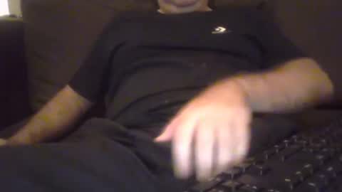 robmutant online show from February 17, 2025, 3:20 pm