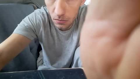 robsonpro94 online show from January 7, 2026, 7:55 am