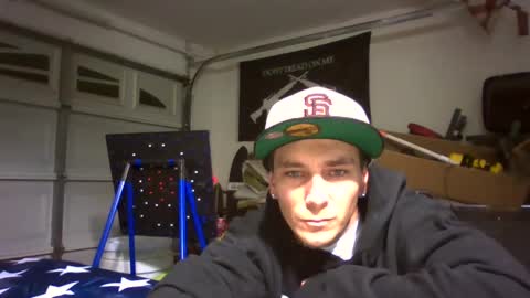 Snapshot of robwit8 chatting on January 1, 2025, 8:45 am Rob witha 8 online show from January 1, 2025, 8:45 am