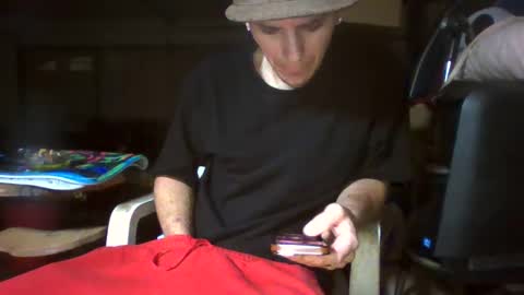 Snapshot of robwit8 chatting on February 3, 2025, 7:51 am Rob witha 8 online show from February 3, 2025, 7:51 am