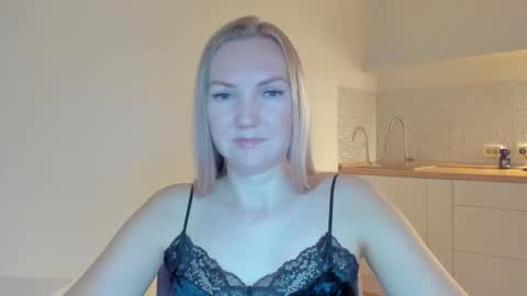 rock__baby online show from November 8, 2025, 10:41 pm