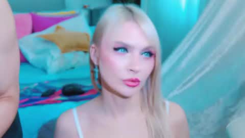 Lina and Den online show from July 4, 2026, 7:25 am