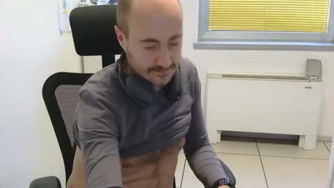 rockxxx_1984 online show from December 19, 2025, 2:02 pm