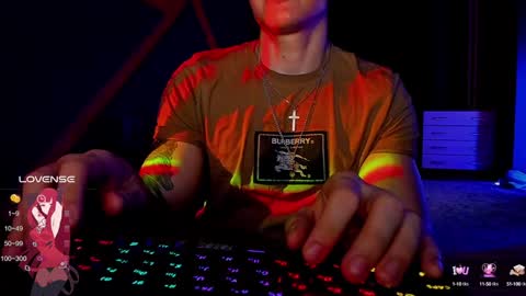 Snapshot of rodarri chatting on January 20, 2025, 10:04 pm MY NAME CAN SEE ALL MY CUM VIDEO BUY FAN SUB. online show from January 20, 2025, 10:04 pm