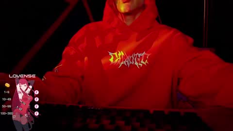 Snapshot of rodarri chatting on March 10, 2025, 6:38 am MY NAME CAN SEE ALL MY CUM VIDEO BUY FAN SUB. online show from March 10, 2025, 6:38 am