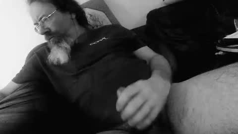 rodeo38 online show from April 12, 2026, 6:57 pm