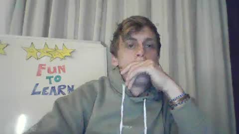 Snapshot of rodofra chatting on June 17, 2026, 9:49 pm rodofra online show from June 17, 2026, 9:49 pm