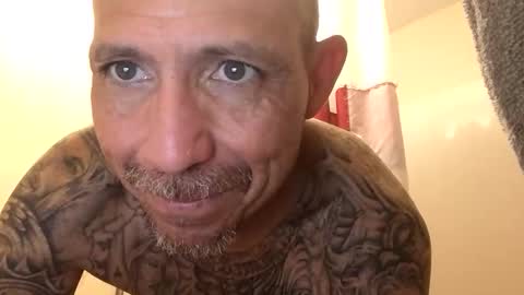 rodolfolucio online show from December 18, 2025, 3:29 pm