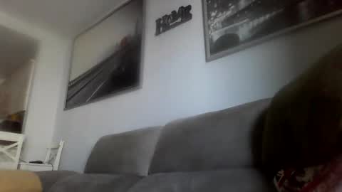 Snapshot of rogerbenid81 chatting on May 14, 2026, 12:34 pm rogerbenid81 online show from May 14, 2026, 12:34 pm