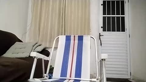 Snapshot of rogertv chatting on December 6, 2024, 10:30 pm Big cock for girls online show from December 6, 2024, 10:30 pm