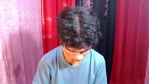 Snapshot of roianboyyy chatting on May 25, 2026, 11:55 pm roianboyyy online show from May 25, 2026, 11:55 pm