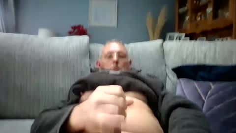 Snapshot of rokard121 chatting on January 27, 2025, 2:35 pm rokard121 online show from January 27, 2025, 2:35 pm