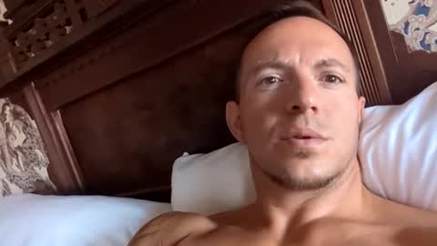 Snapshot of rokco_ chatting on March 8, 2025, 5:11 pm rokco_ online show from March 8, 2025, 5:11 pm