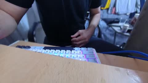 rokettttt online show from March 23, 2026, 12:03 am