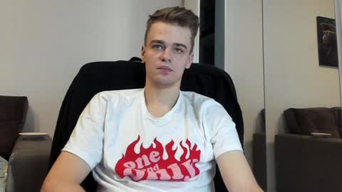 taylor fox online show from January 14, 2025, 5:19 am