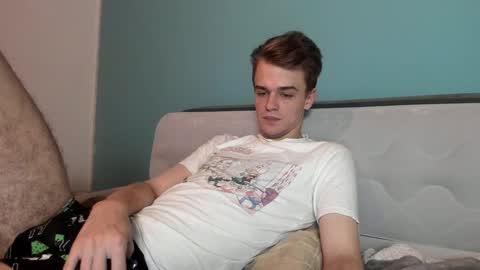 taylor fox online show from September 20, 2025, 6:09 pm