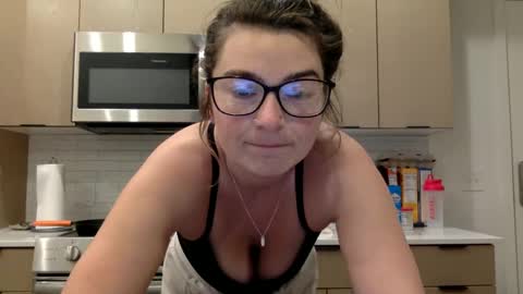 rollingtooeasy online show from March 9, 2025, 4:00 pm