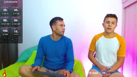 Snapshot of rolos_hot32 chatting on January 4, 2025, 9:20 pm rolos_hot32 online show from January 4, 2025, 9:20 pm