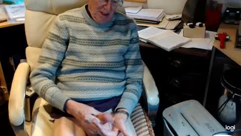 Snapshot of rolydawe chatting on February 13, 2026, 2:24 pm rolydawe online show from February 13, 2026, 2:24 pm